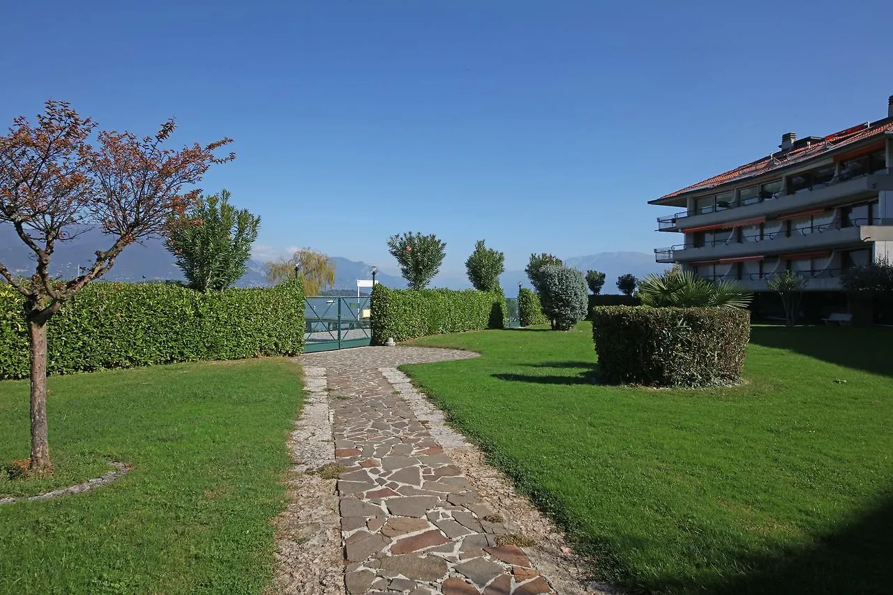 Apartment Il Sogno Del Lago Manerba del Garda Italy