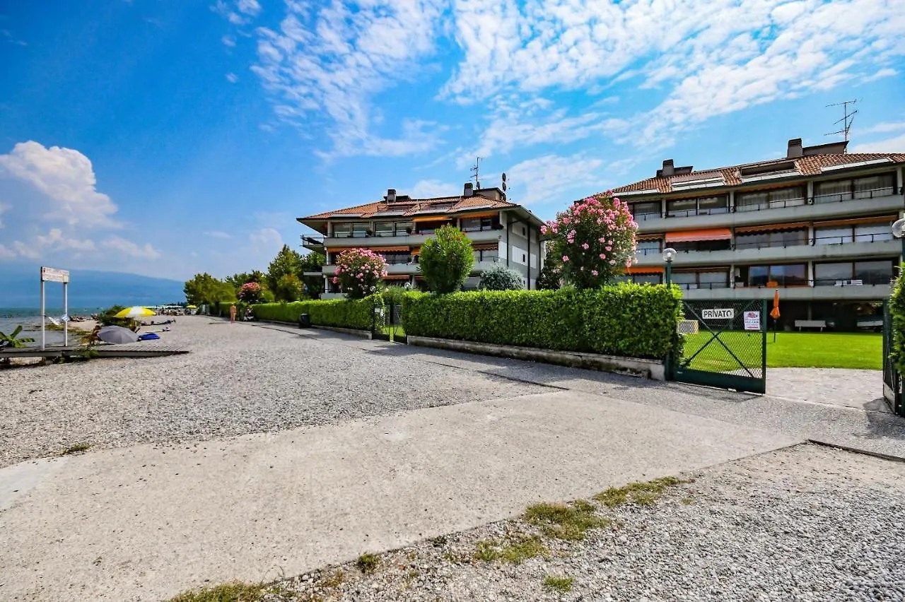 Apartment Il Sogno Del Lago Manerba del Garda