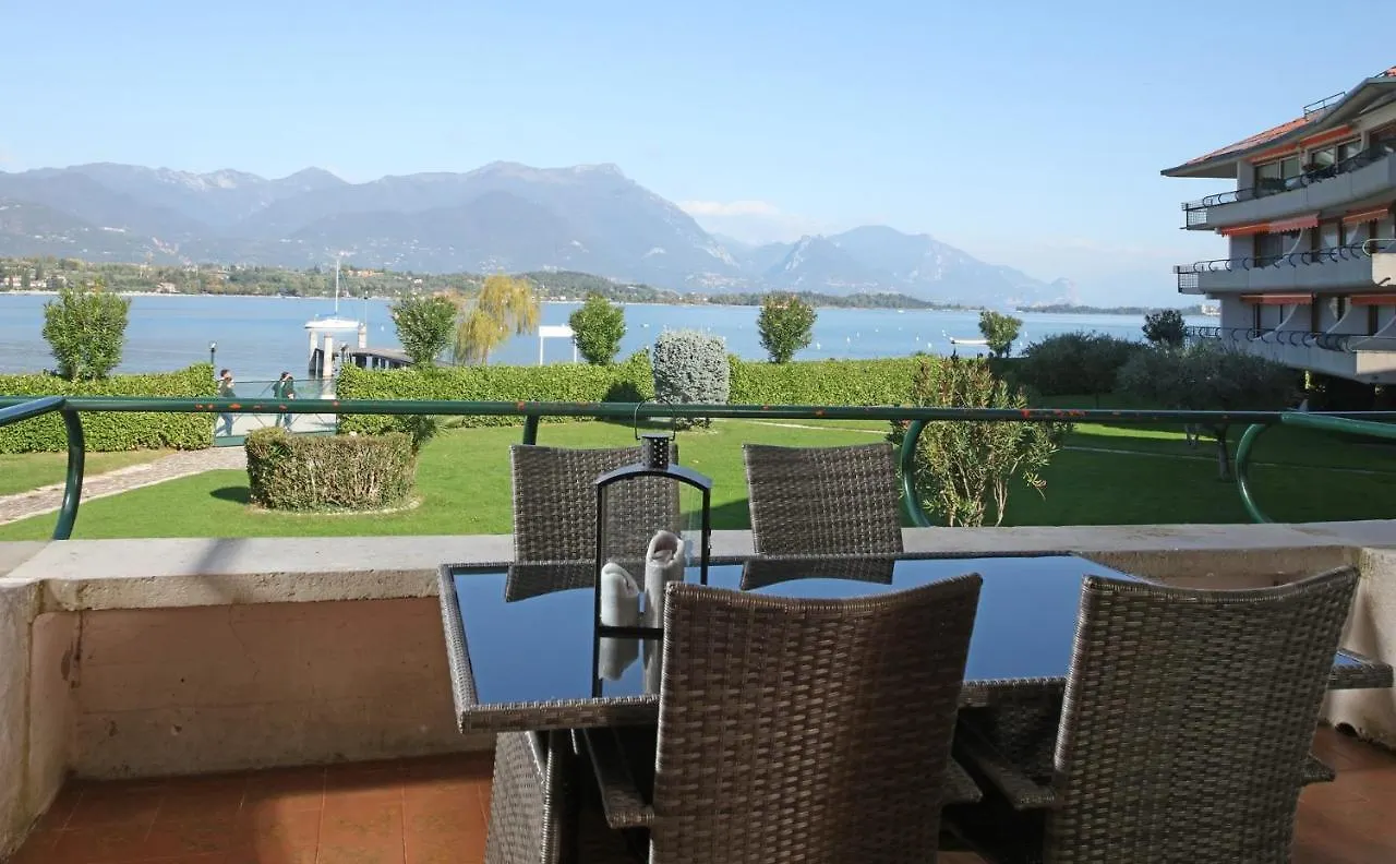 Il Sogno Del Lago Manerba del Garda Apartment